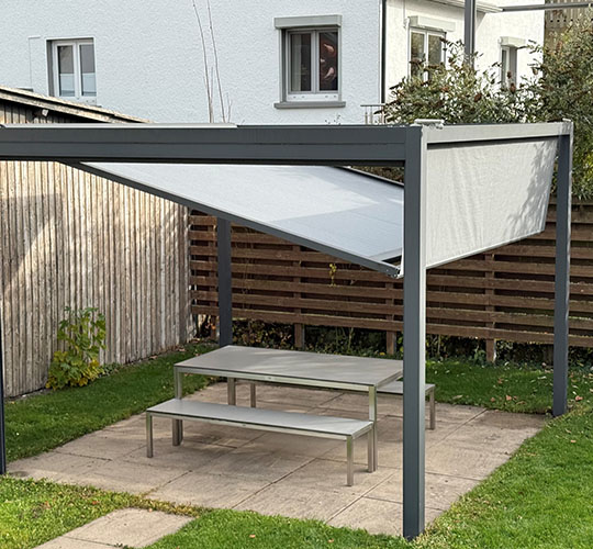 Musterstück QBus mit grauem Tuch